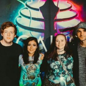 Meet your Posher, Vittoria